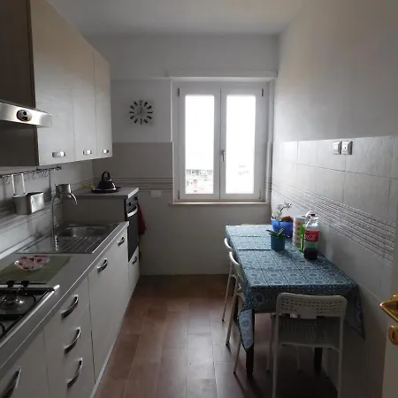 Apartament My House In *